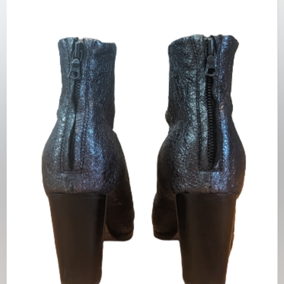 EUC Rag & Bone Classic Newbury Crinkled Gunmetal metallic pewter zip back, black - Picture 10 of 14